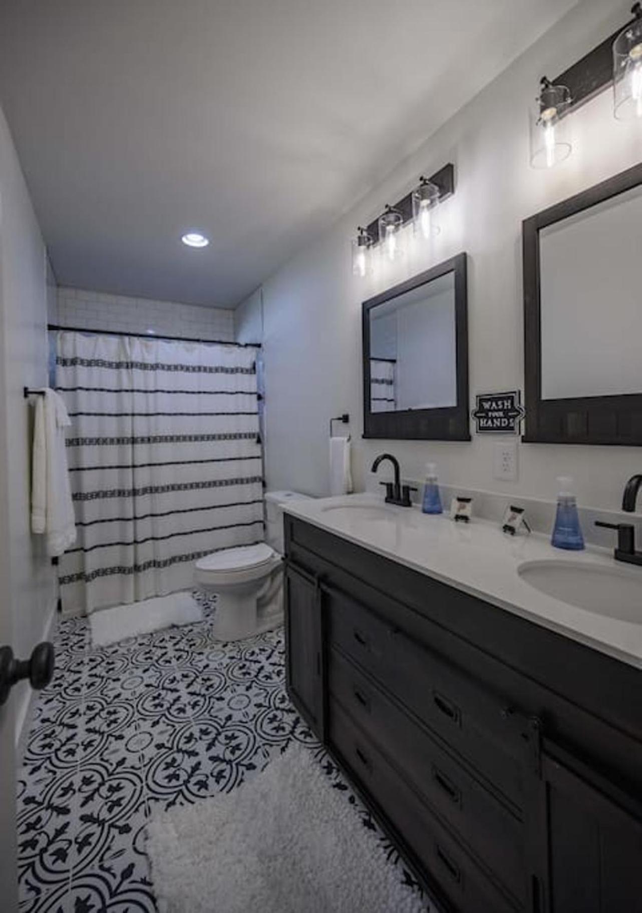 Gorgeous Renovated Home With Large & Private Lot Winchester Kültér fotó