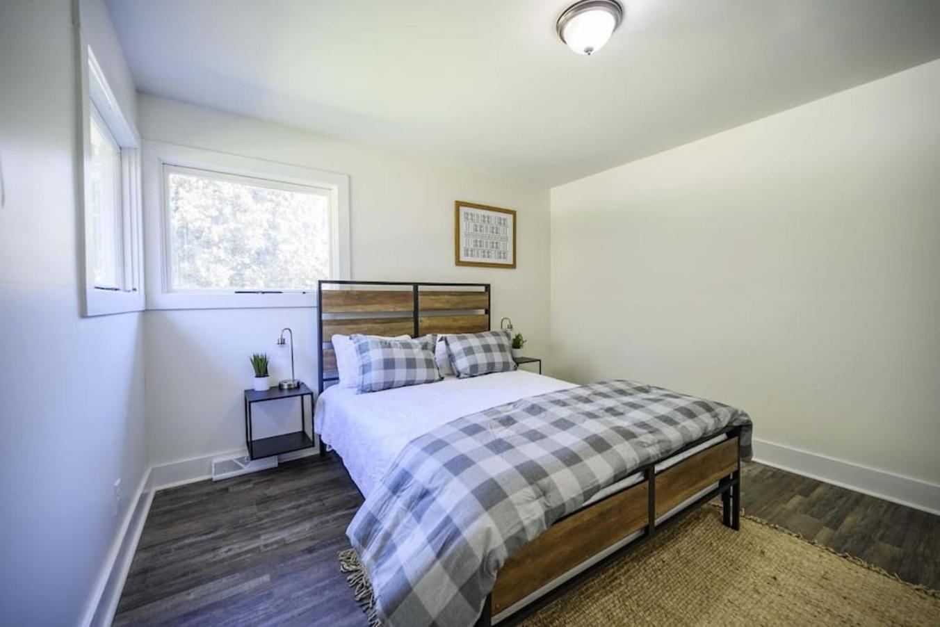 Gorgeous Renovated Home With Large & Private Lot Winchester Kültér fotó