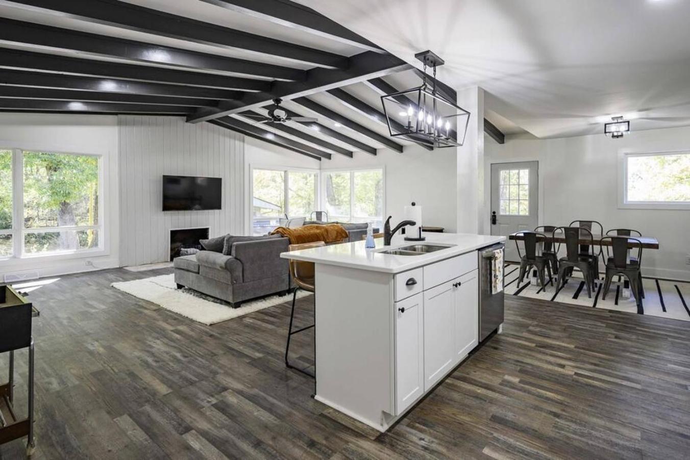 Gorgeous Renovated Home With Large & Private Lot Winchester Kültér fotó