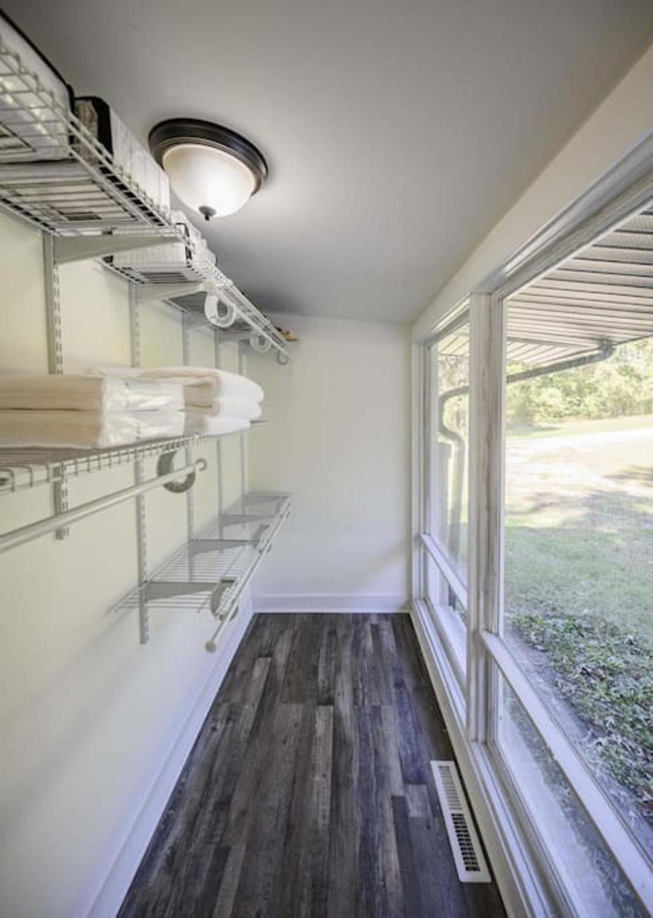 Gorgeous Renovated Home With Large & Private Lot Winchester Kültér fotó