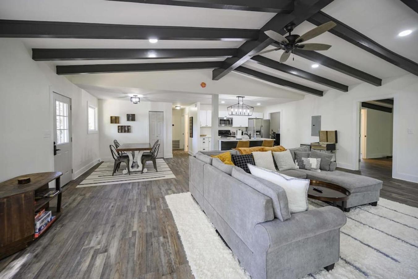 Gorgeous Renovated Home With Large & Private Lot Winchester Kültér fotó